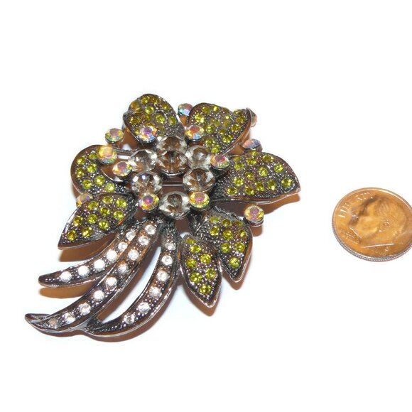 Vintage Rhinestone Flower Brooch - Picture 4 of 4